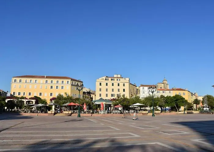 Apartamento Superbe En Plein Coeur D'ajaccio *